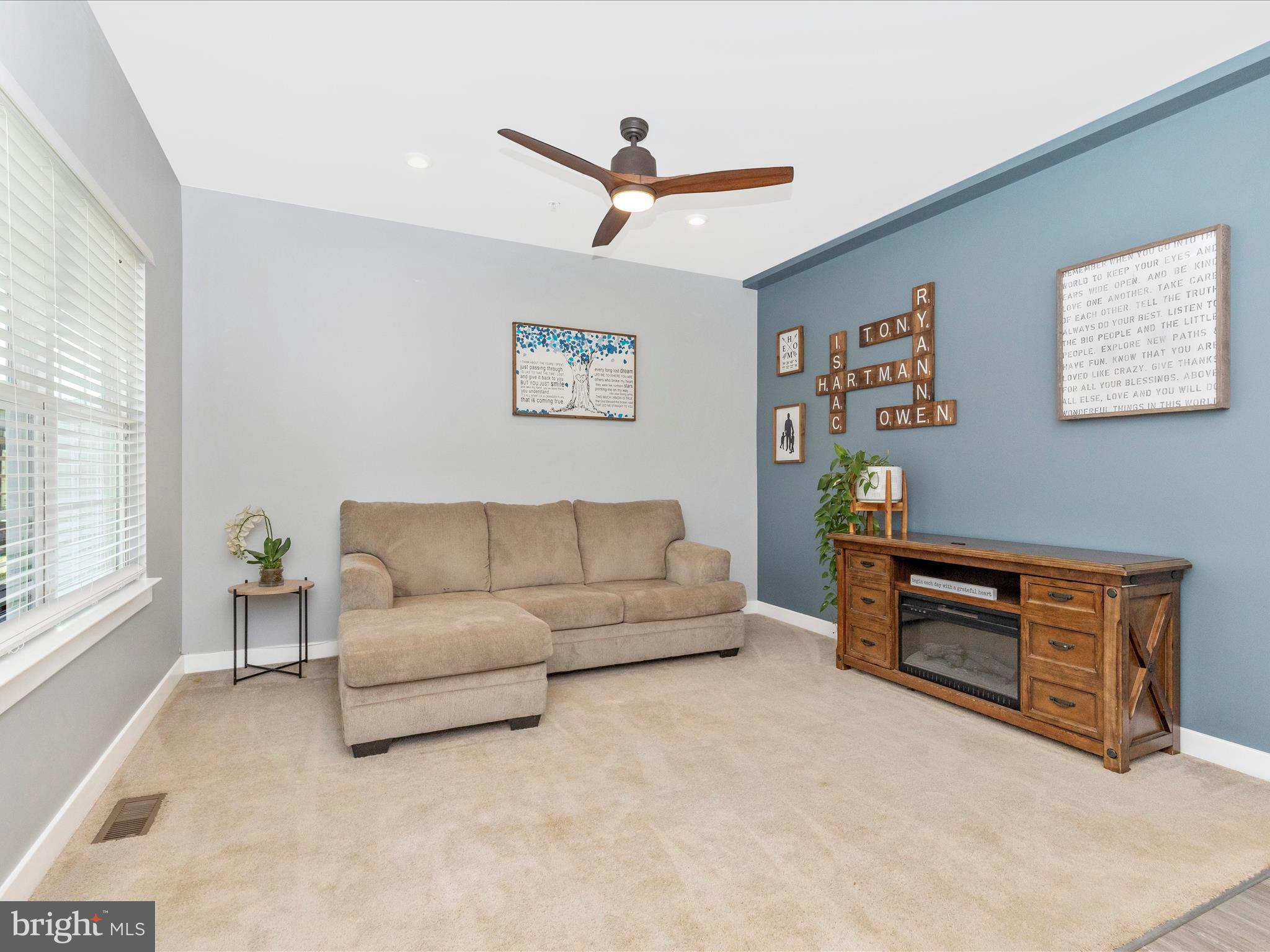 212 Ingalls Dr
