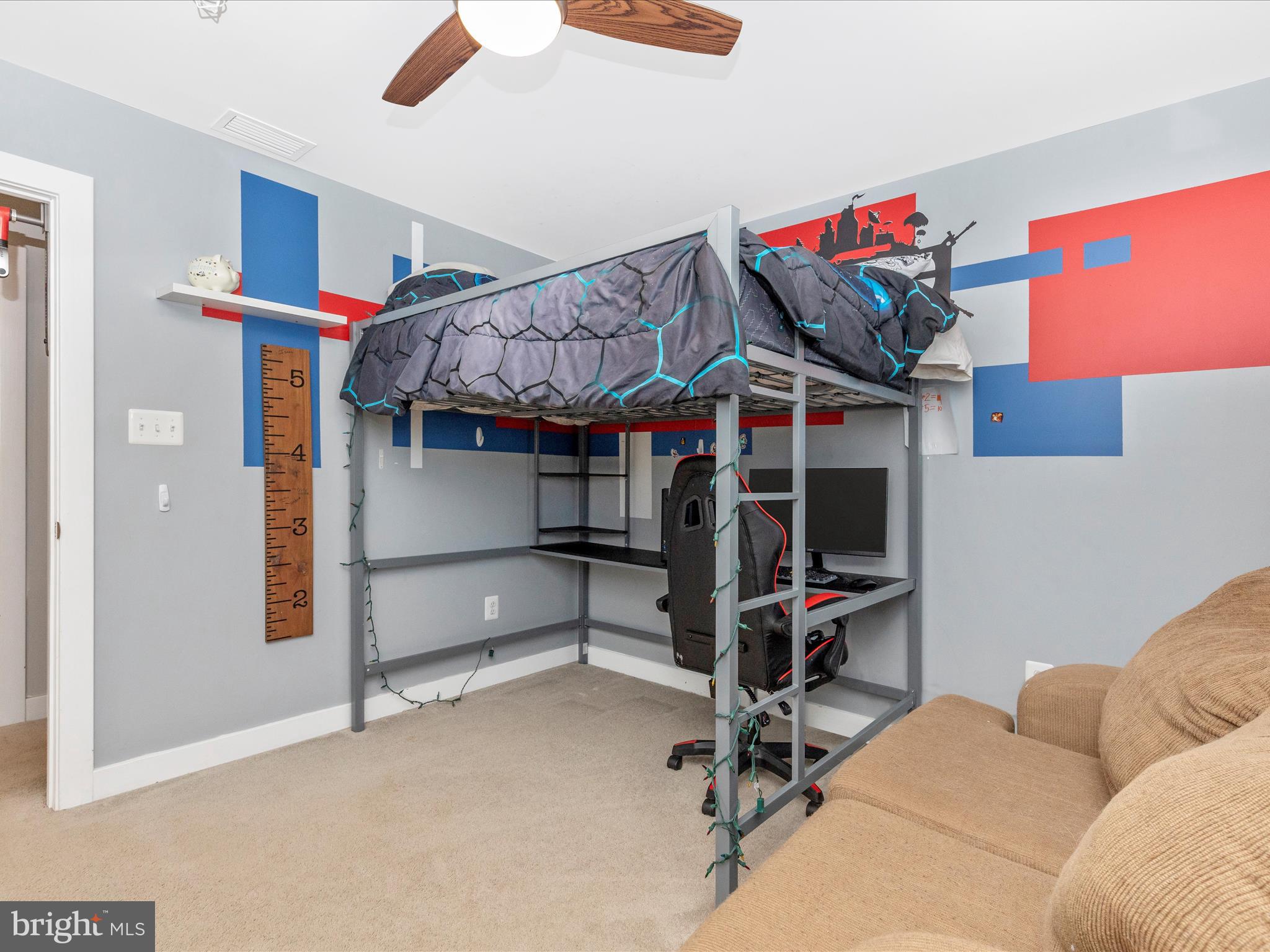 212 Ingalls Dr