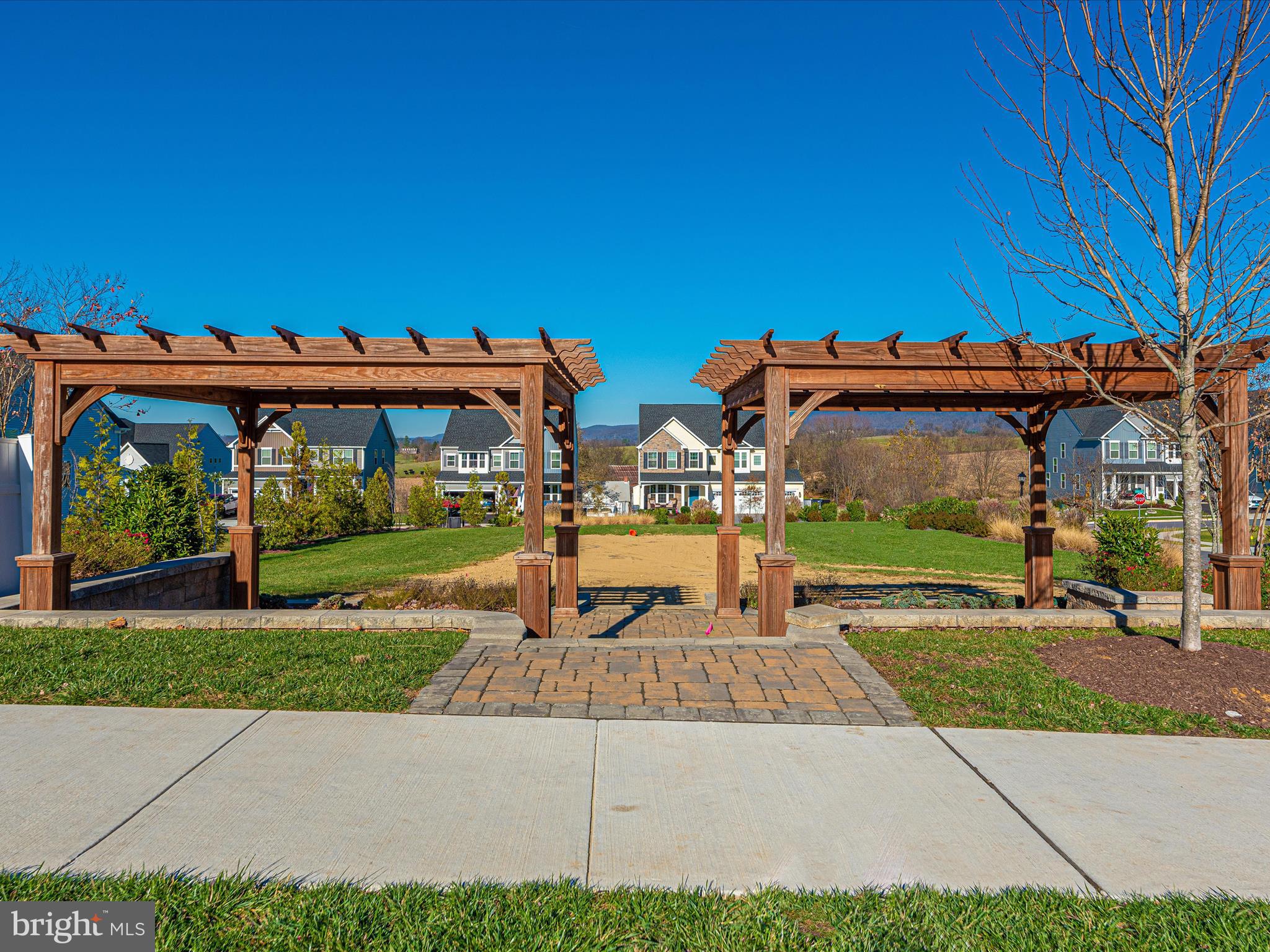 212 Ingalls Dr