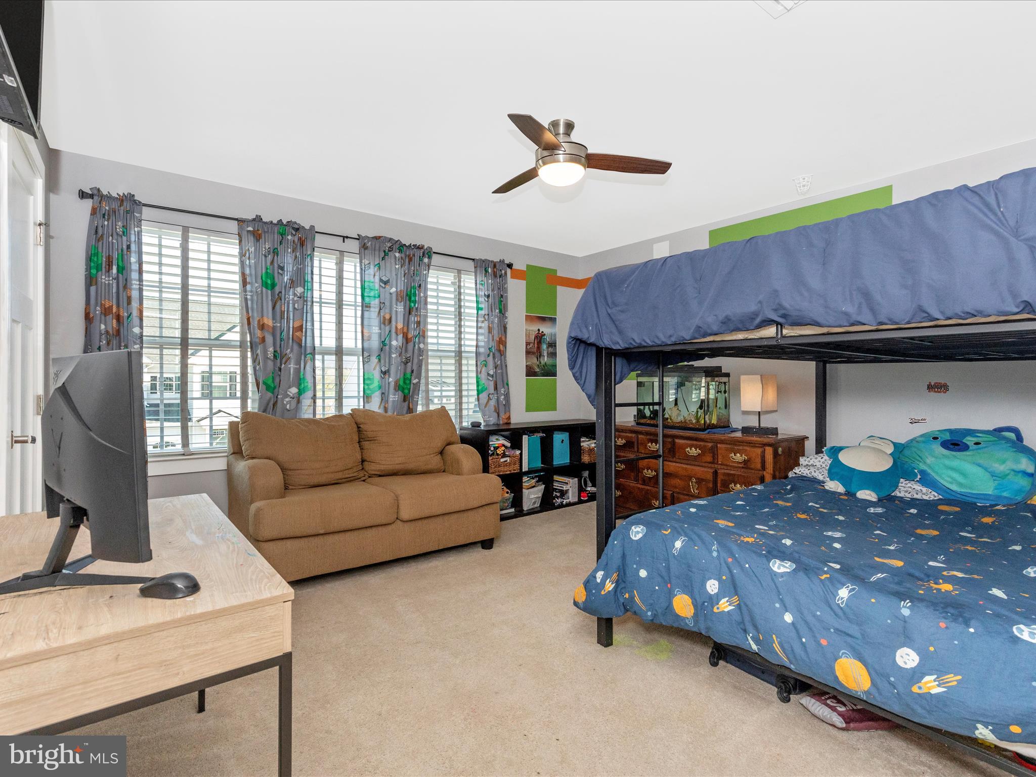 212 Ingalls Dr