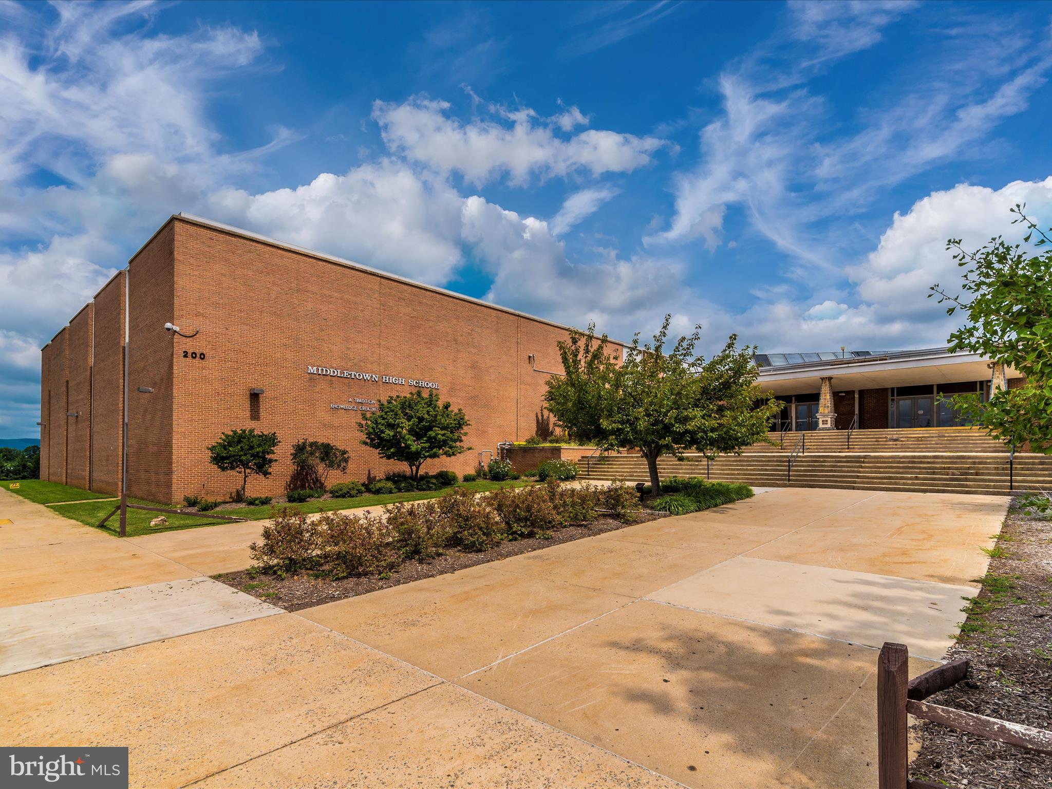 212 Ingalls Dr