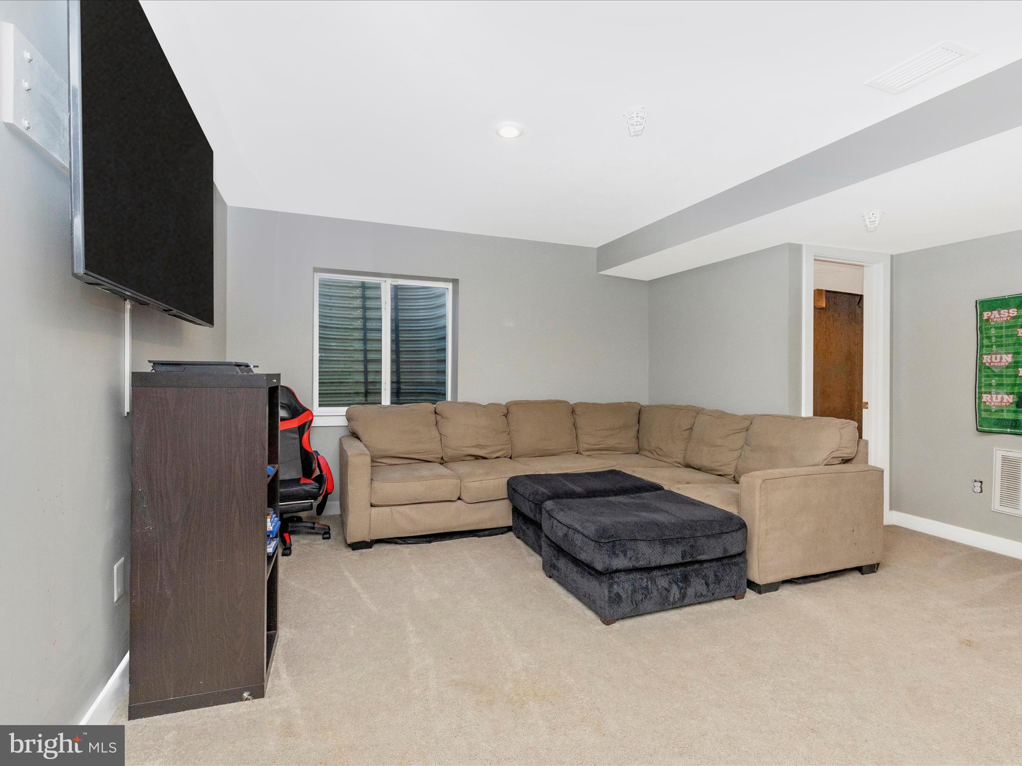 212 Ingalls Dr