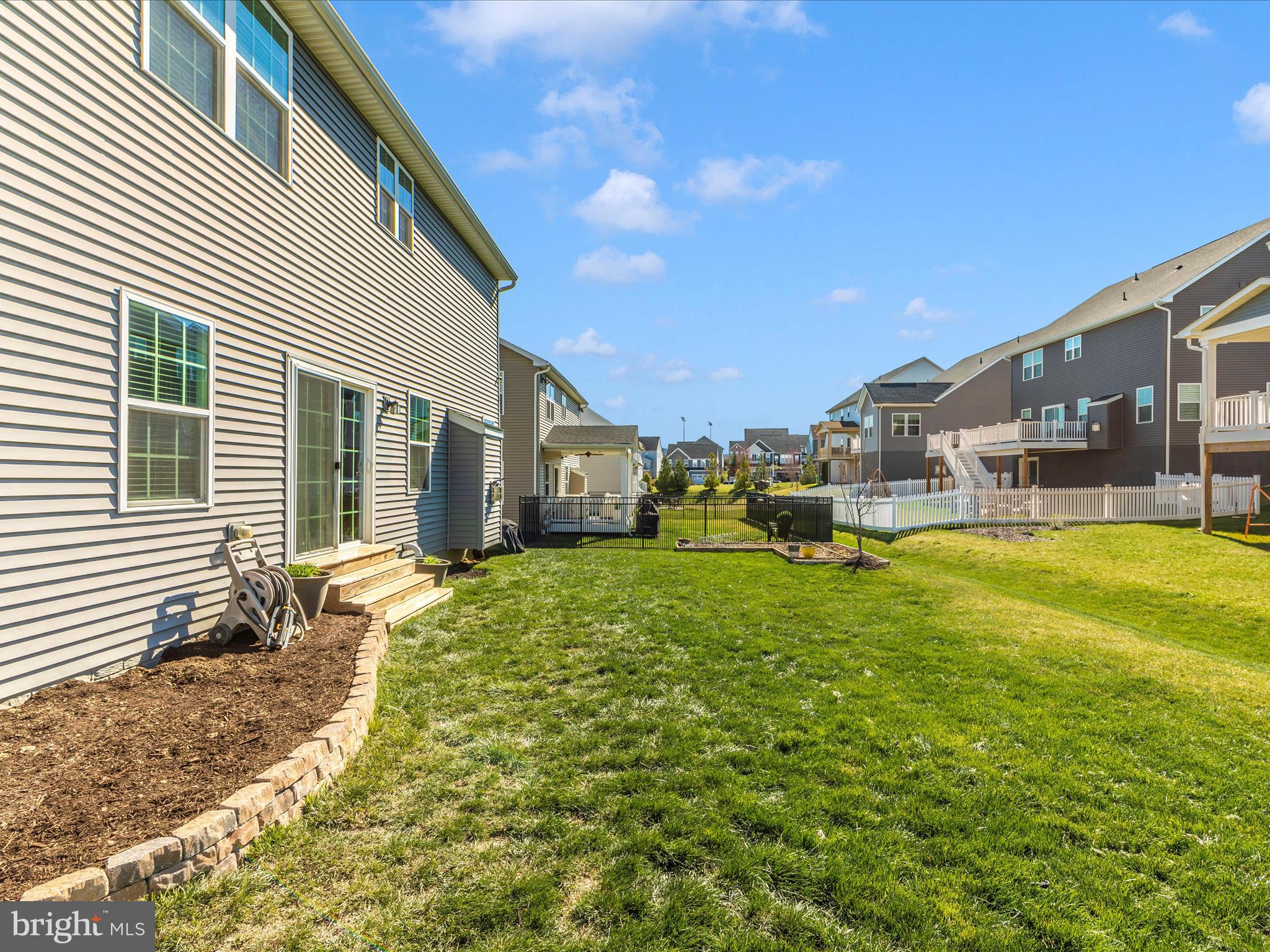 212 Ingalls Dr