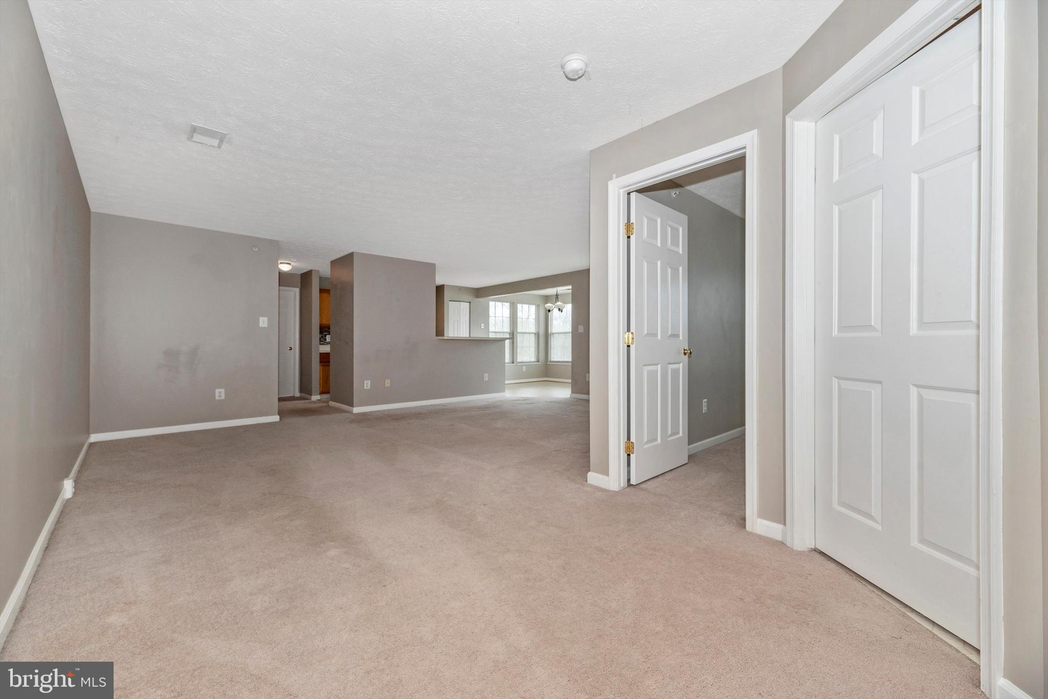 903 Blue Leaf Ct #6 2b