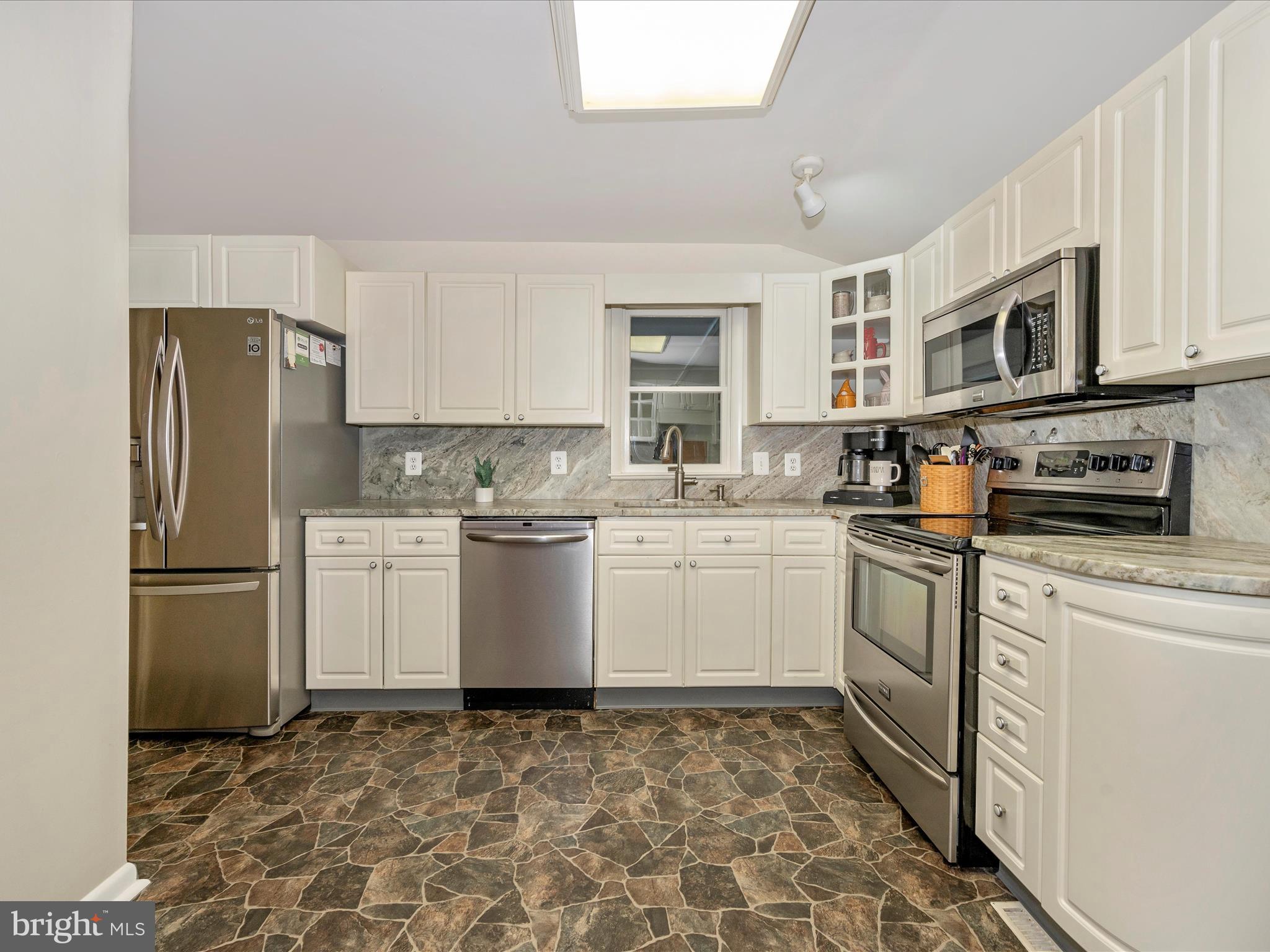 5920 Picnic Woods Rd