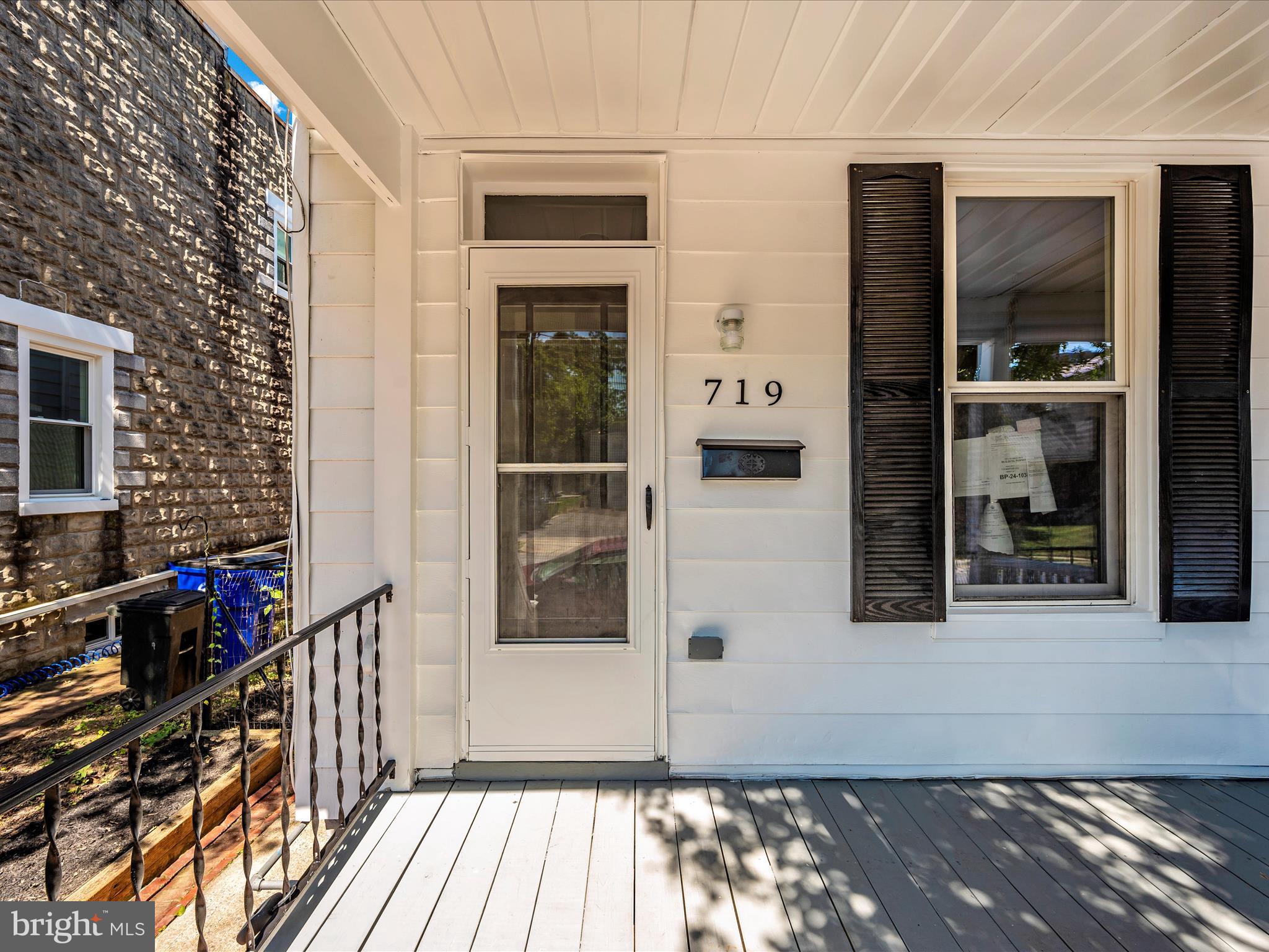 719 Motter Ave