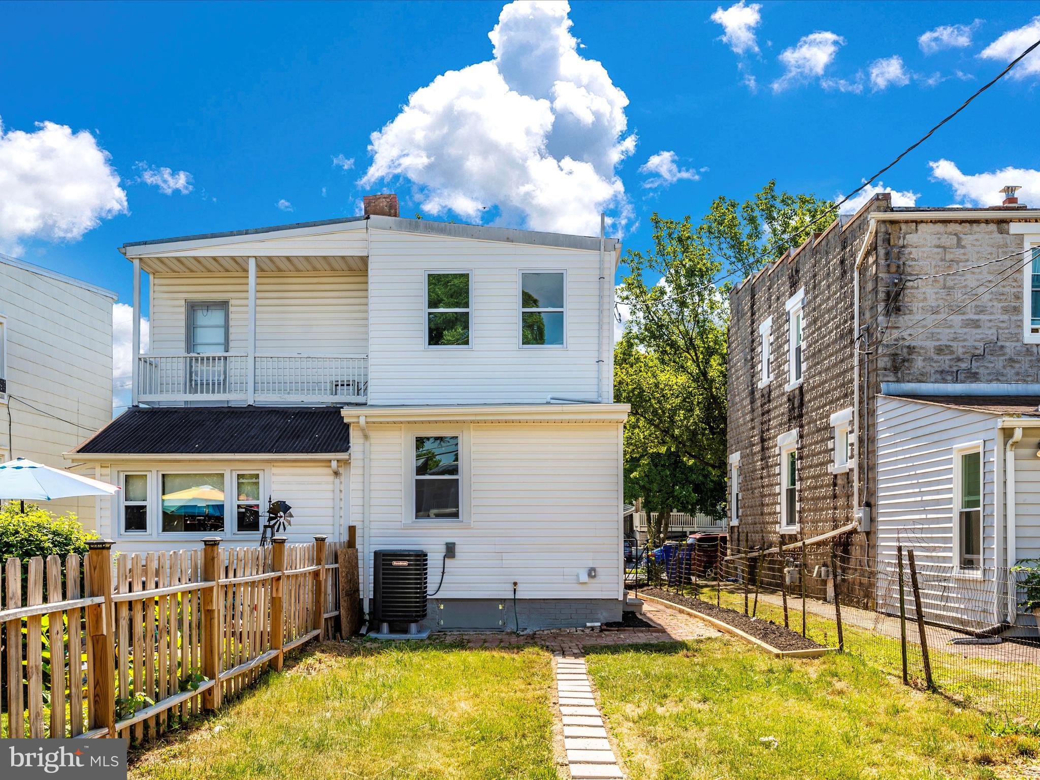 719 Motter Ave