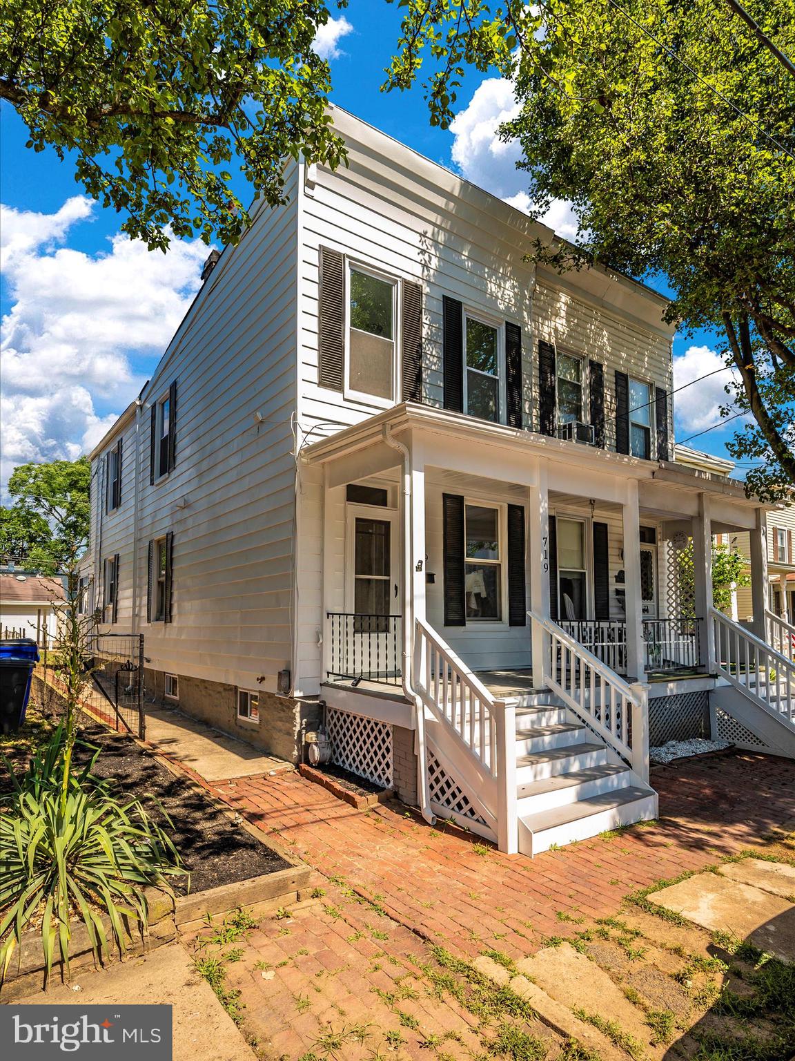 719 Motter Ave