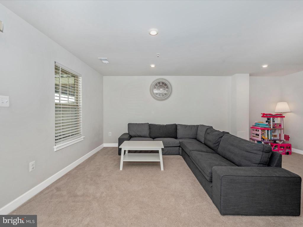 10633 Saponi Dr