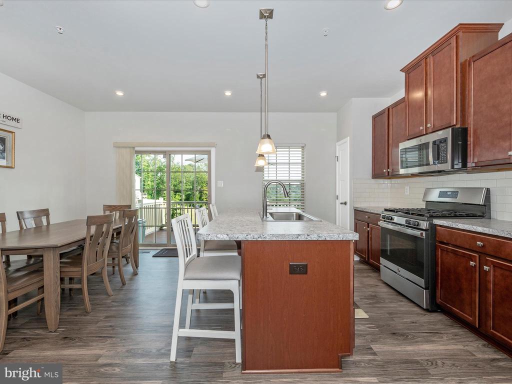 10633 Saponi Dr