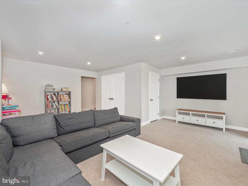 10633 Saponi Dr