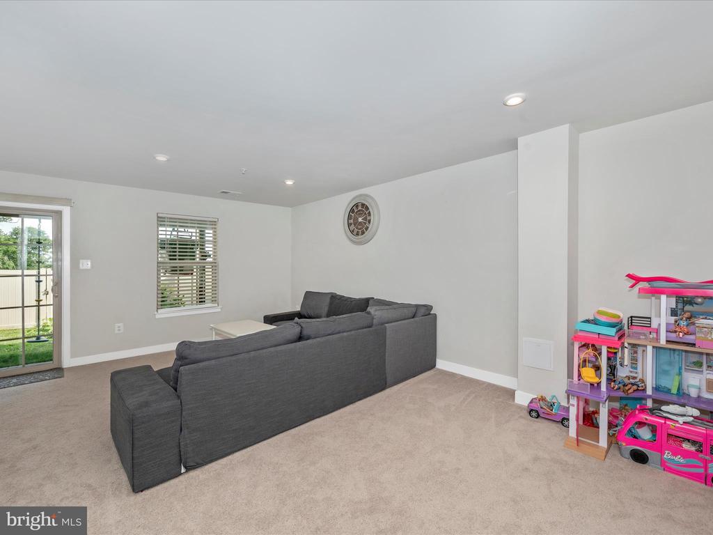 10633 Saponi Dr