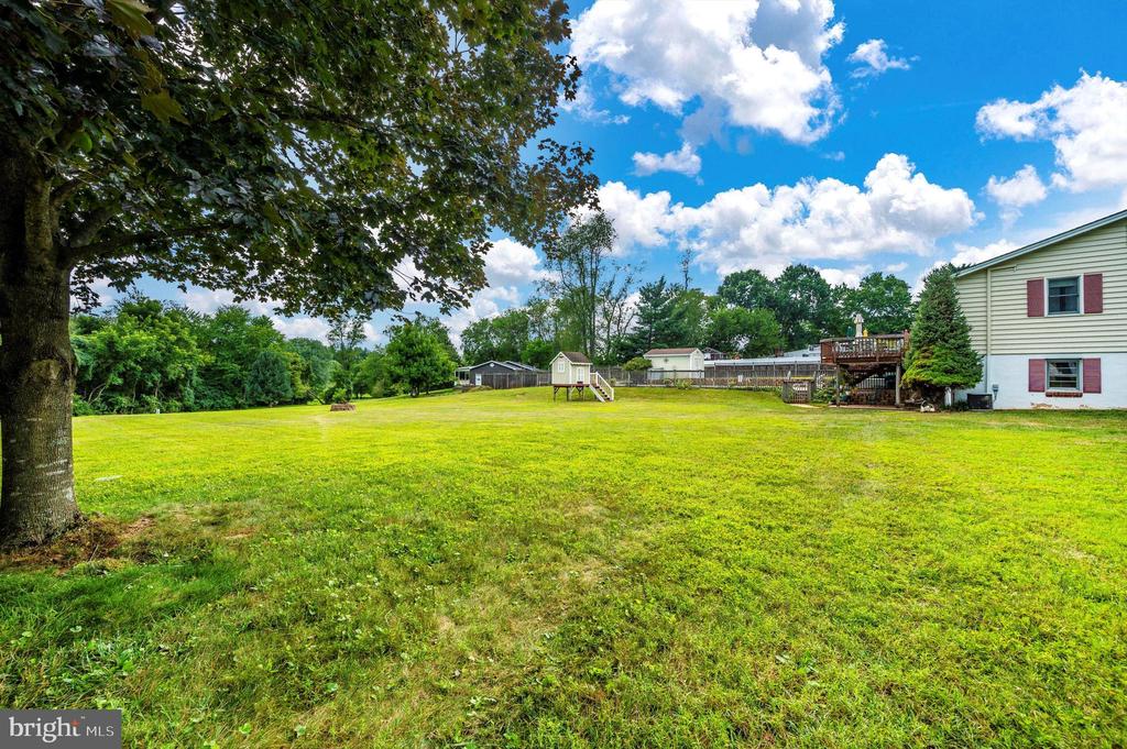 11923 Mid County Dr