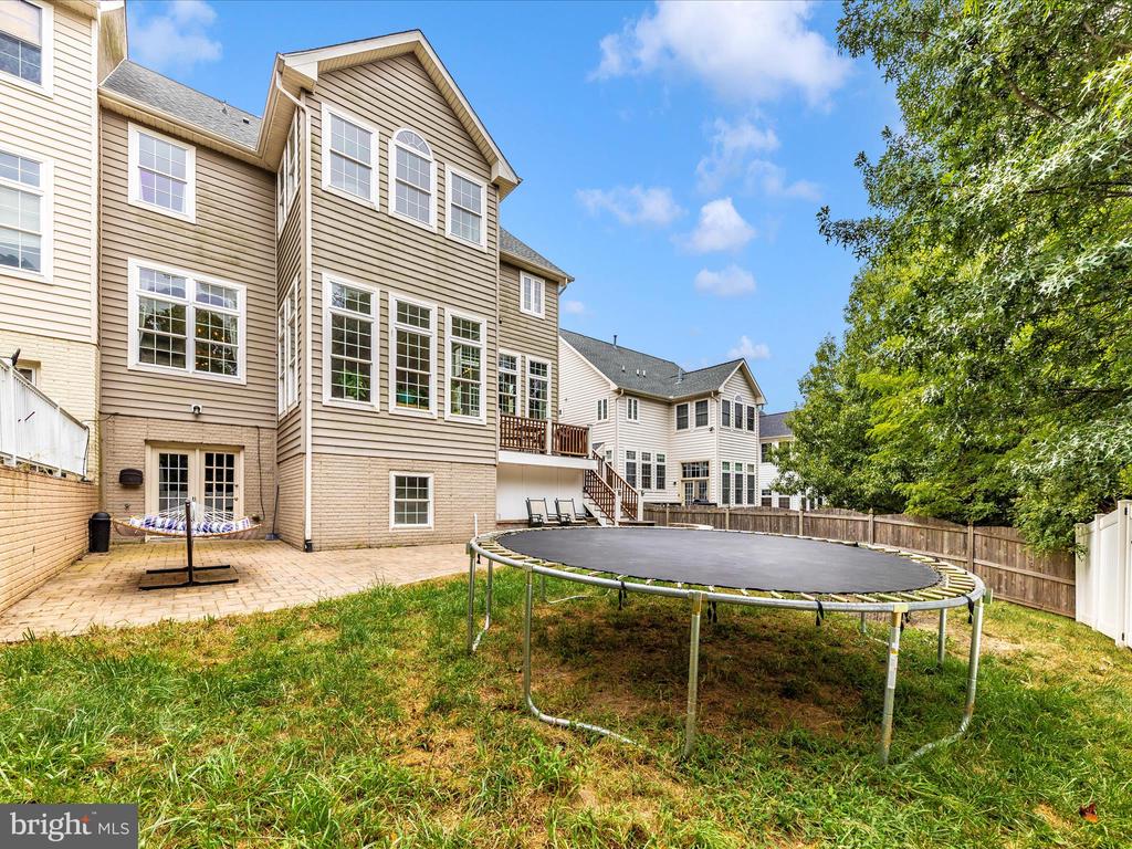 1505 Rising Ridge