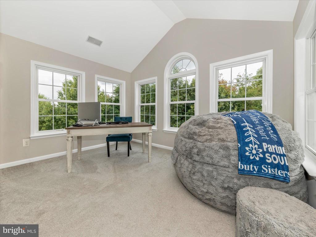 1505 Rising Ridge