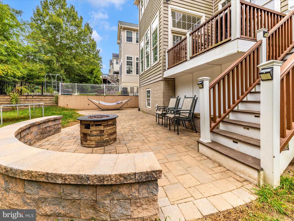 1505 Rising Ridge