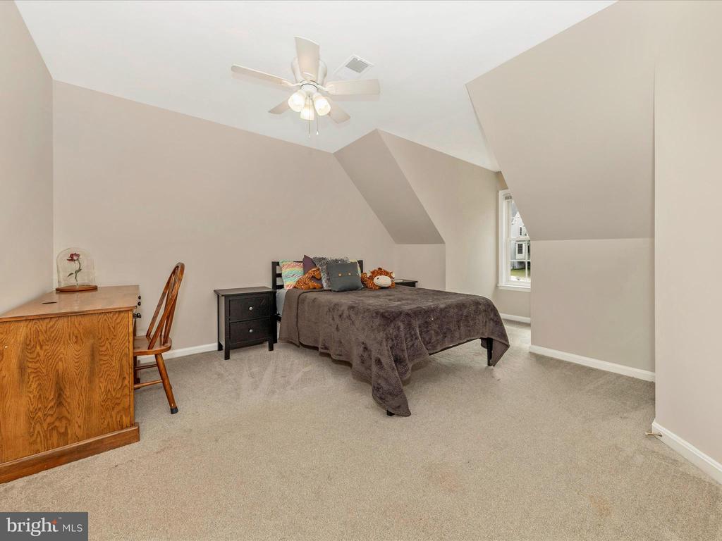 1505 Rising Ridge