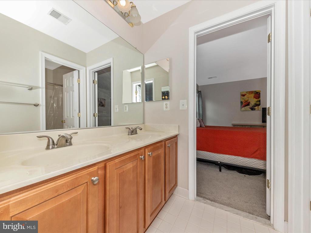 1505 Rising Ridge
