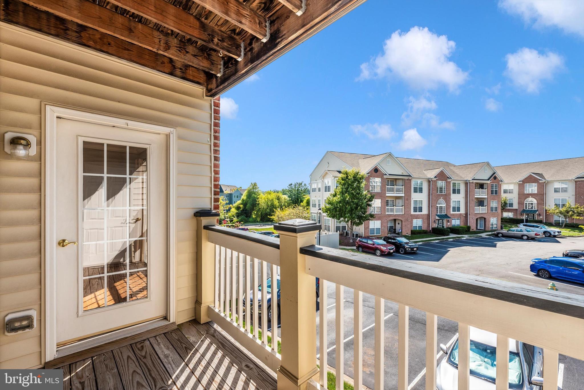 2502 Hemingway #2-2d