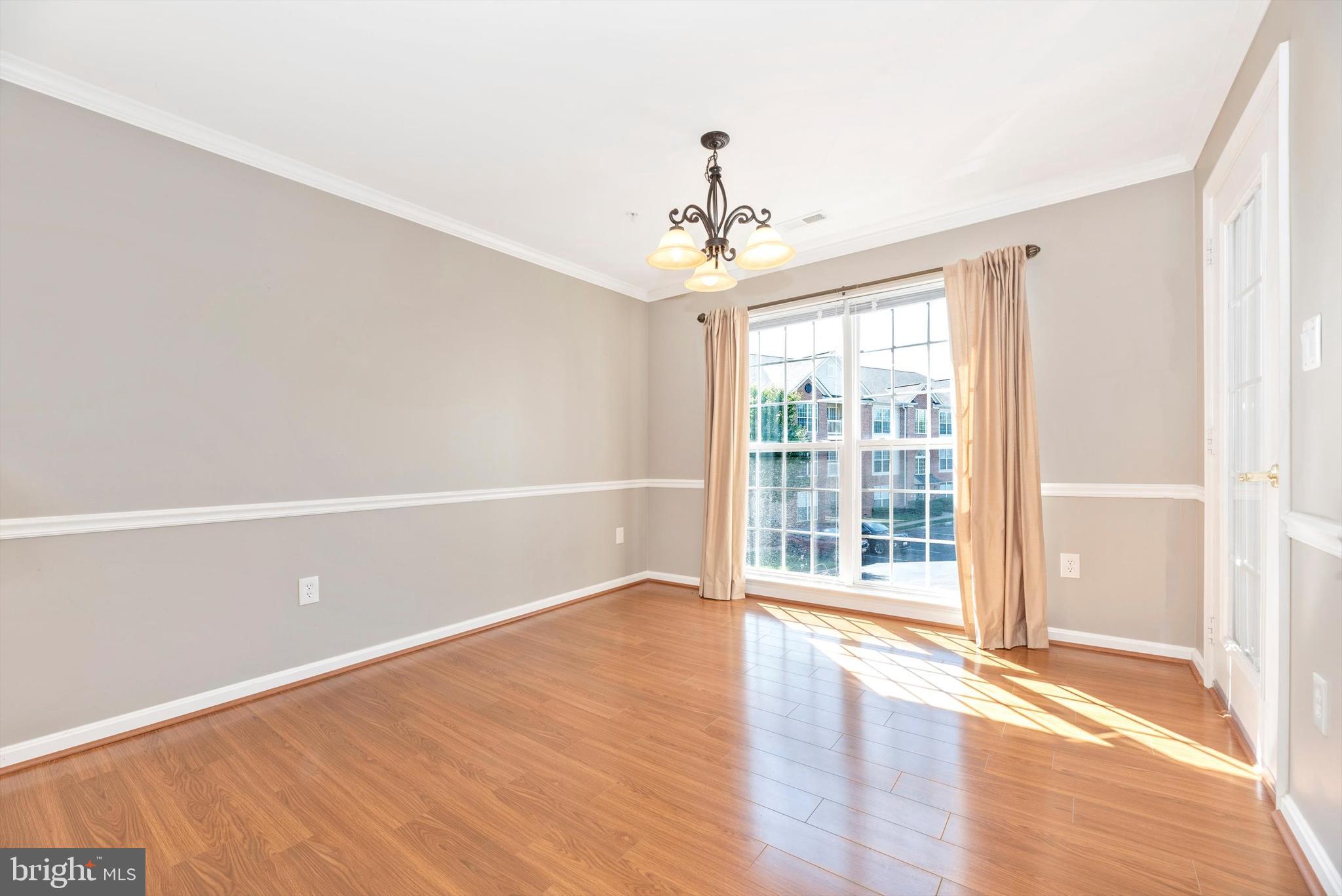 2502 Hemingway #2-2d