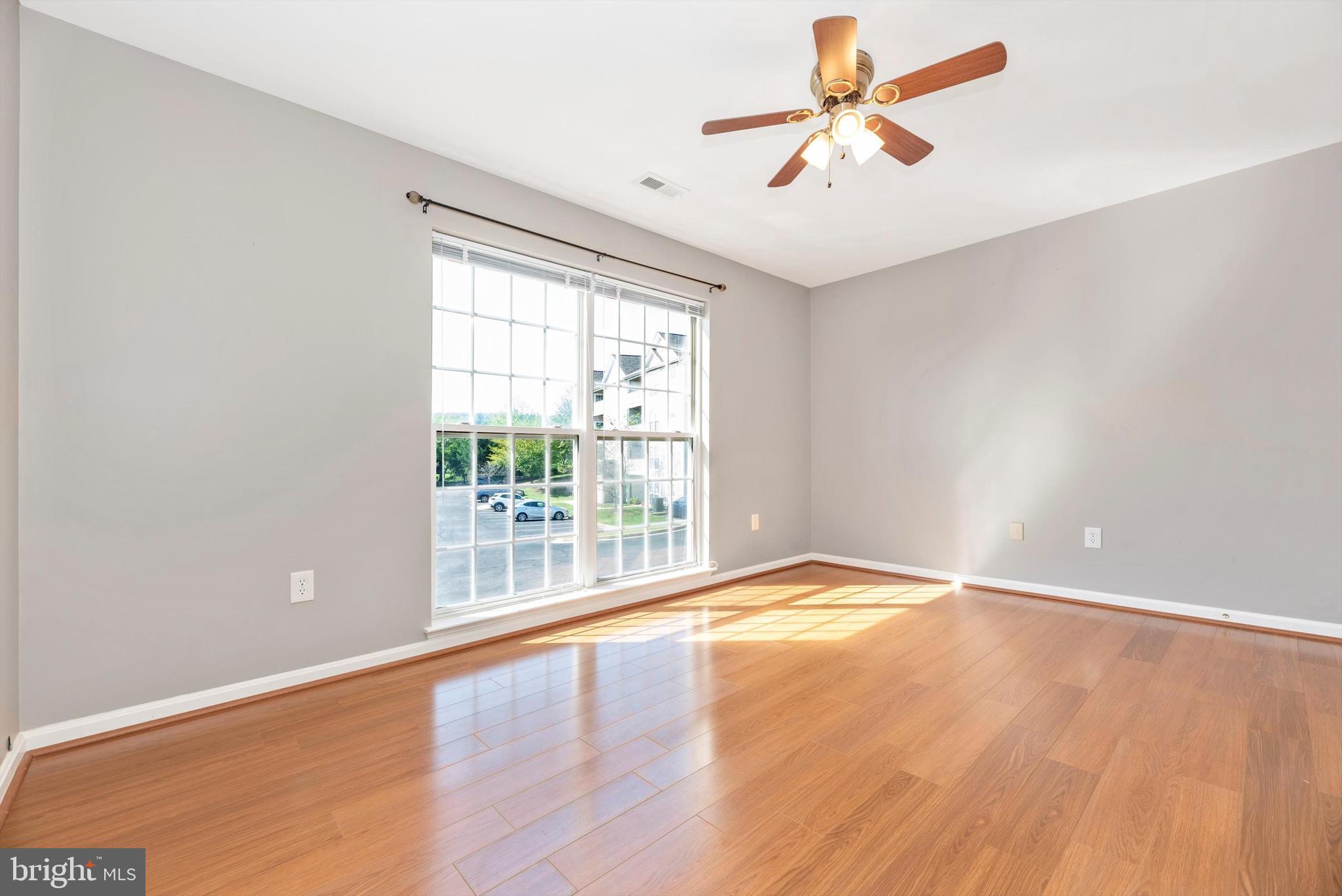 2502 Hemingway #2-2d