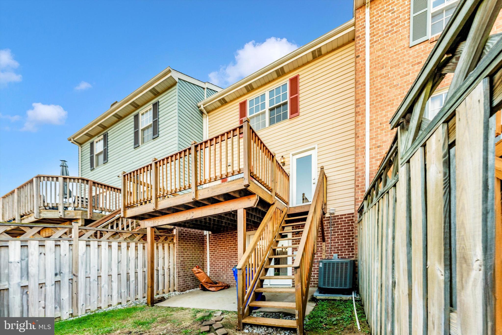 8027 Waterview Ct
