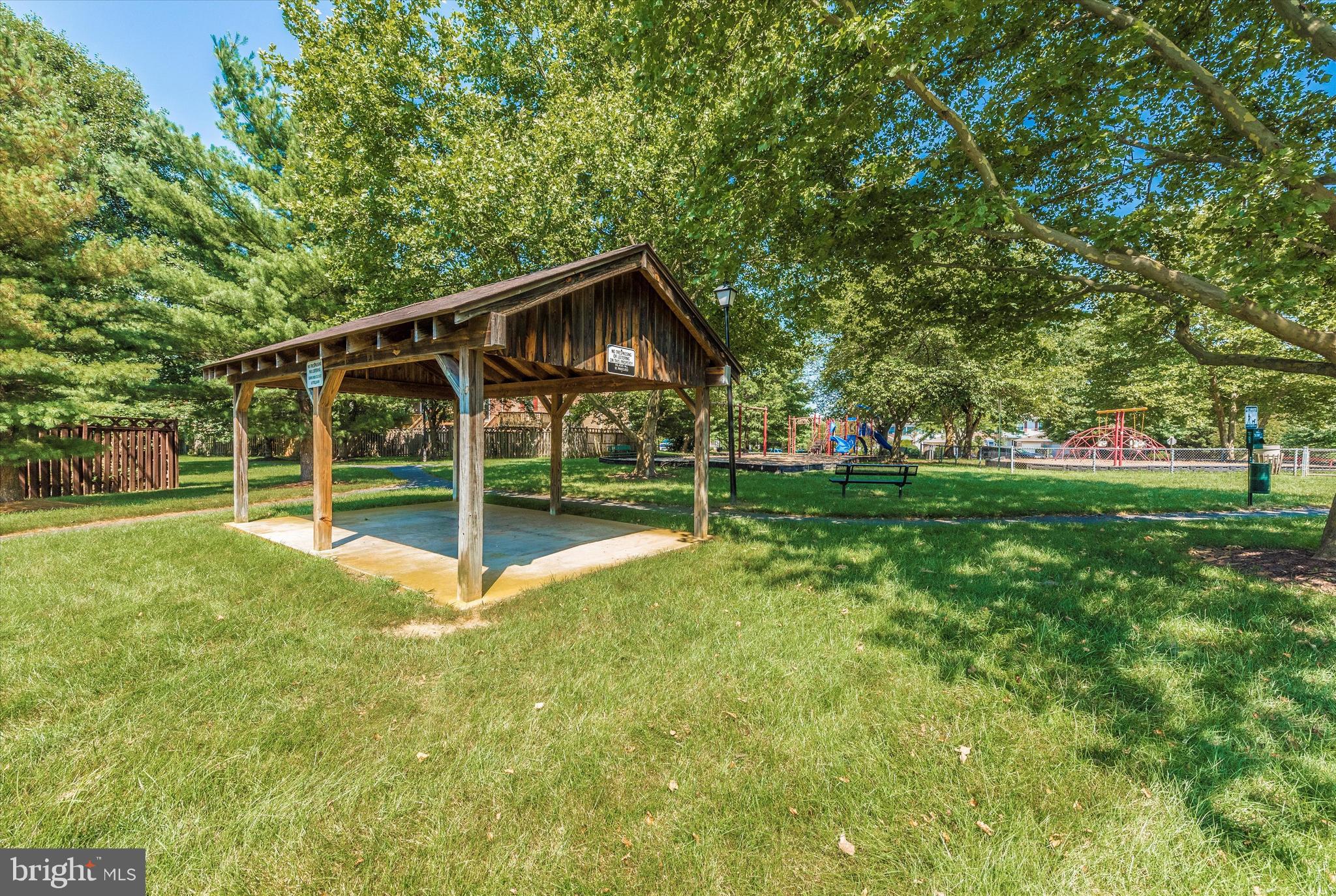8027 Waterview Ct