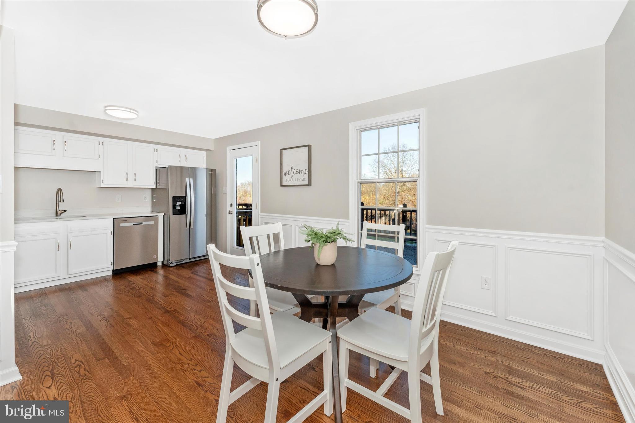 8027 Waterview Ct