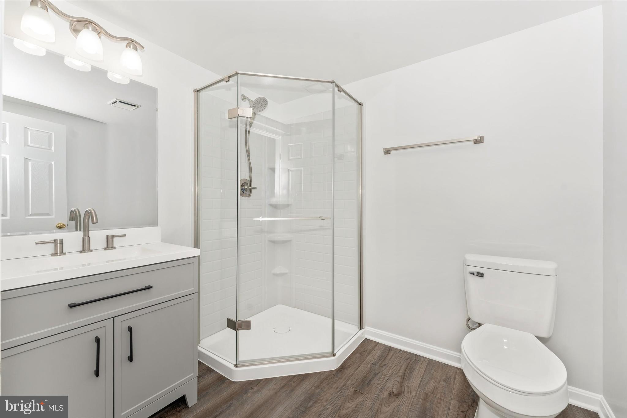 8027 Waterview Ct