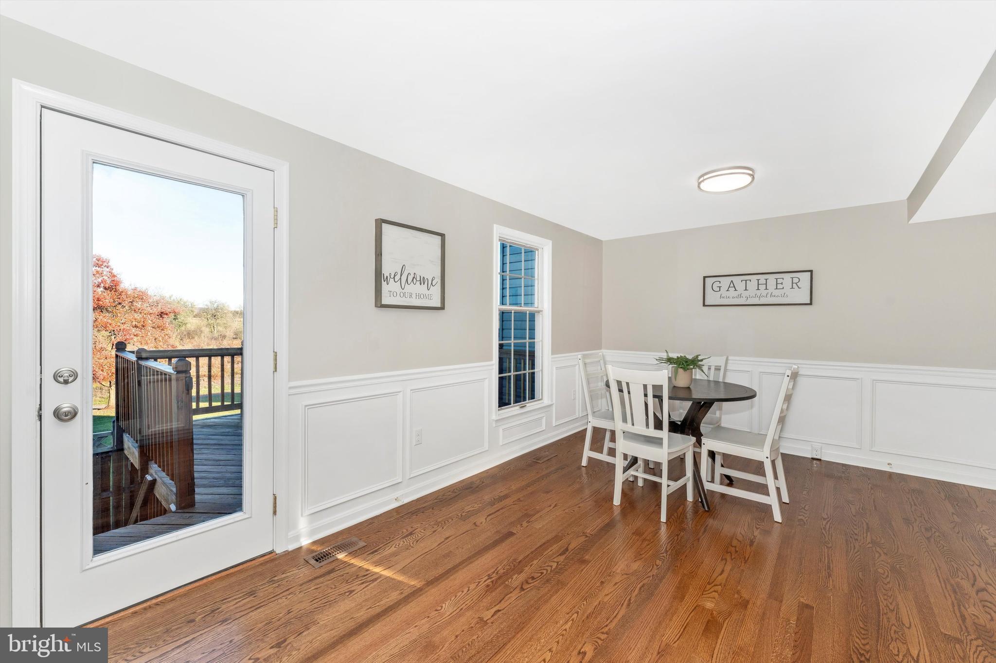 8027 Waterview Ct