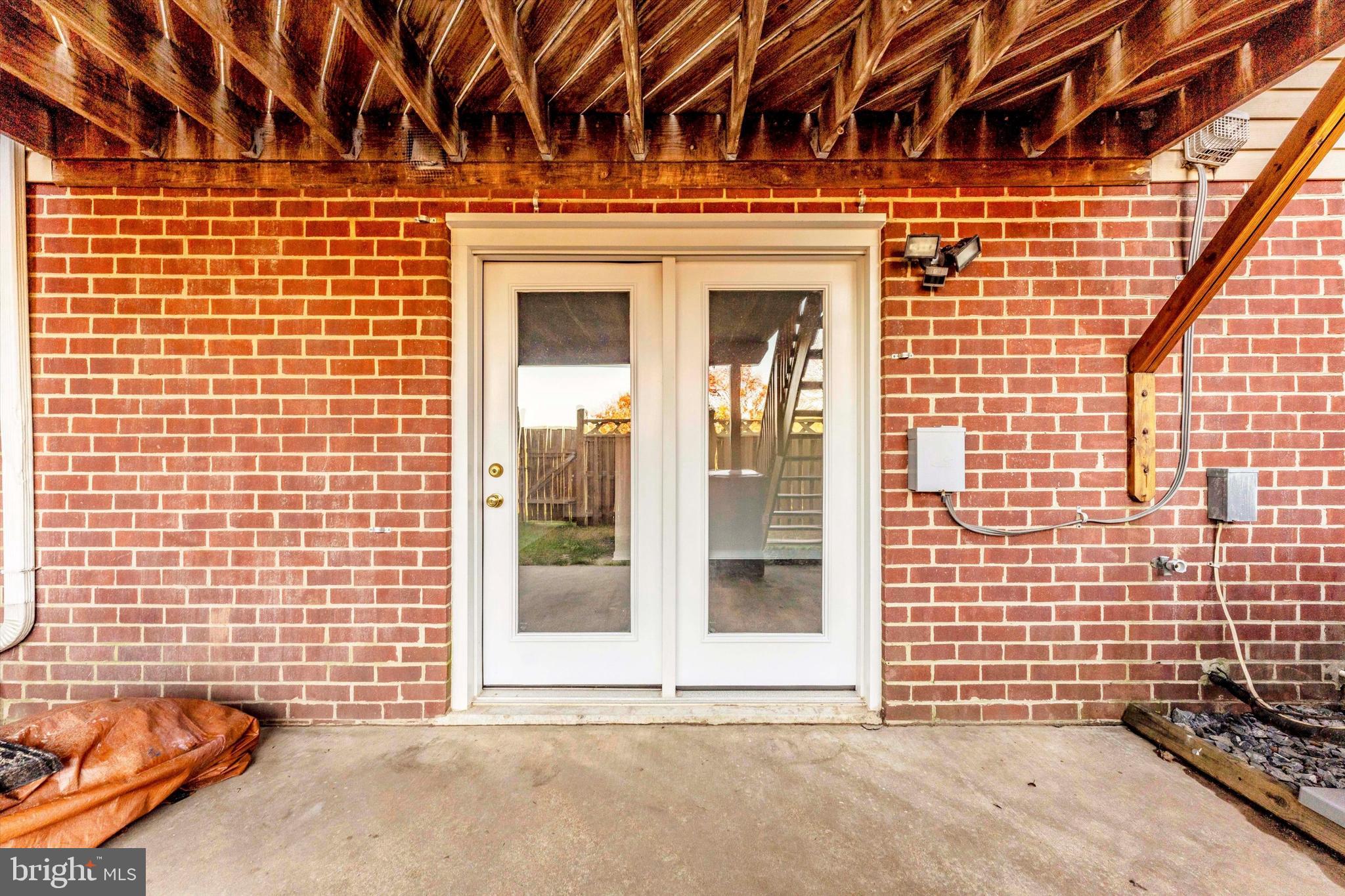 8027 Waterview Ct