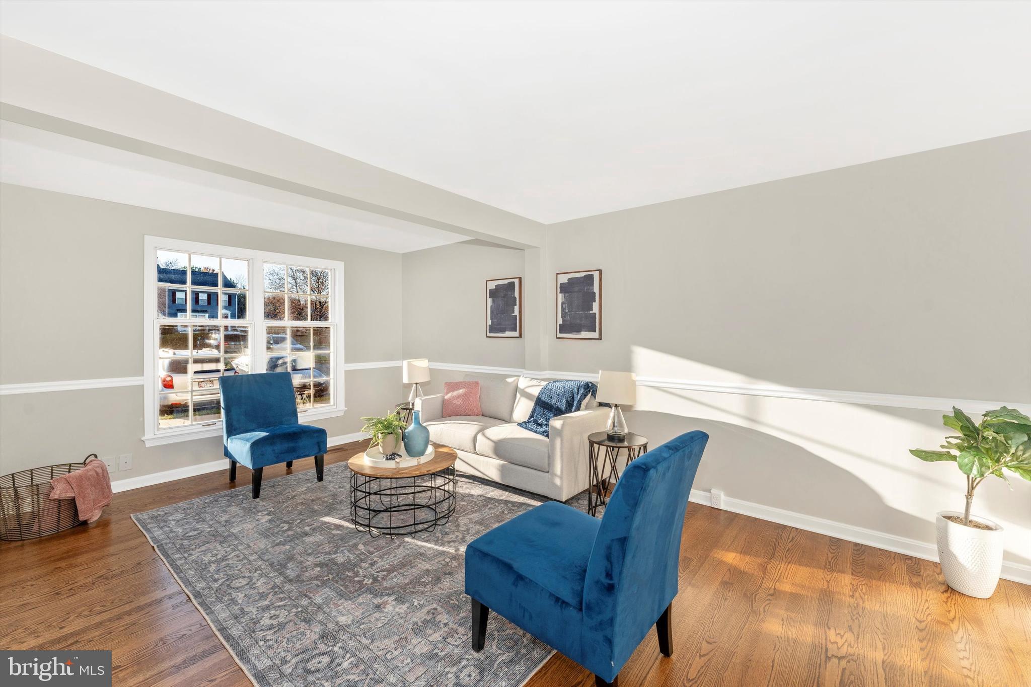 8027 Waterview Ct