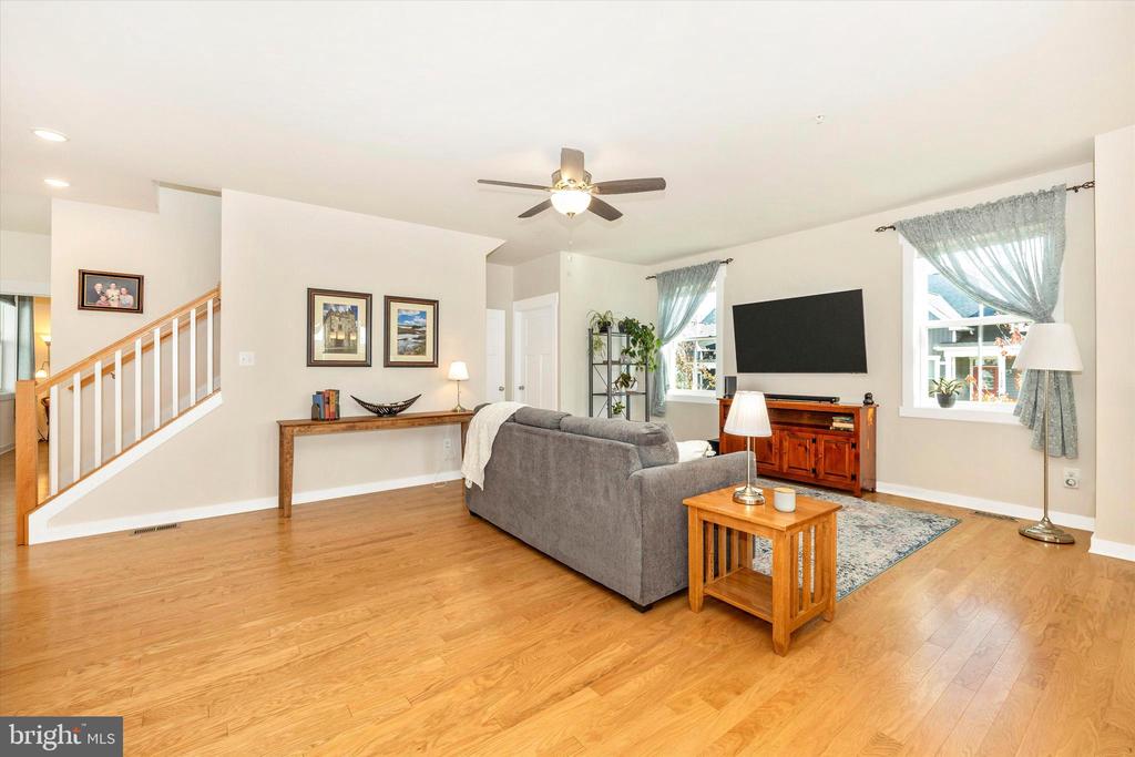 1201 Marsalis Pl