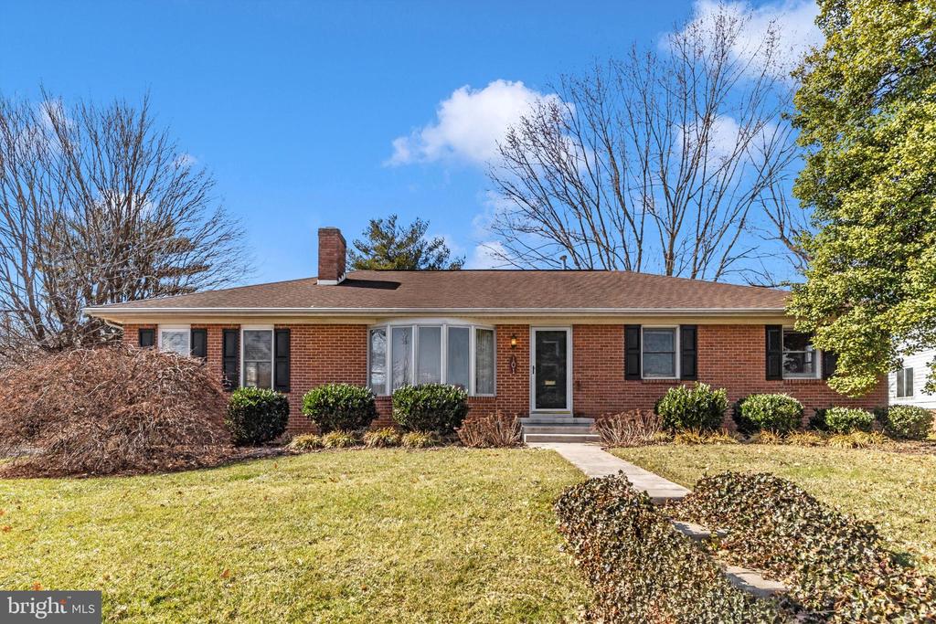 101 Fairview Ave