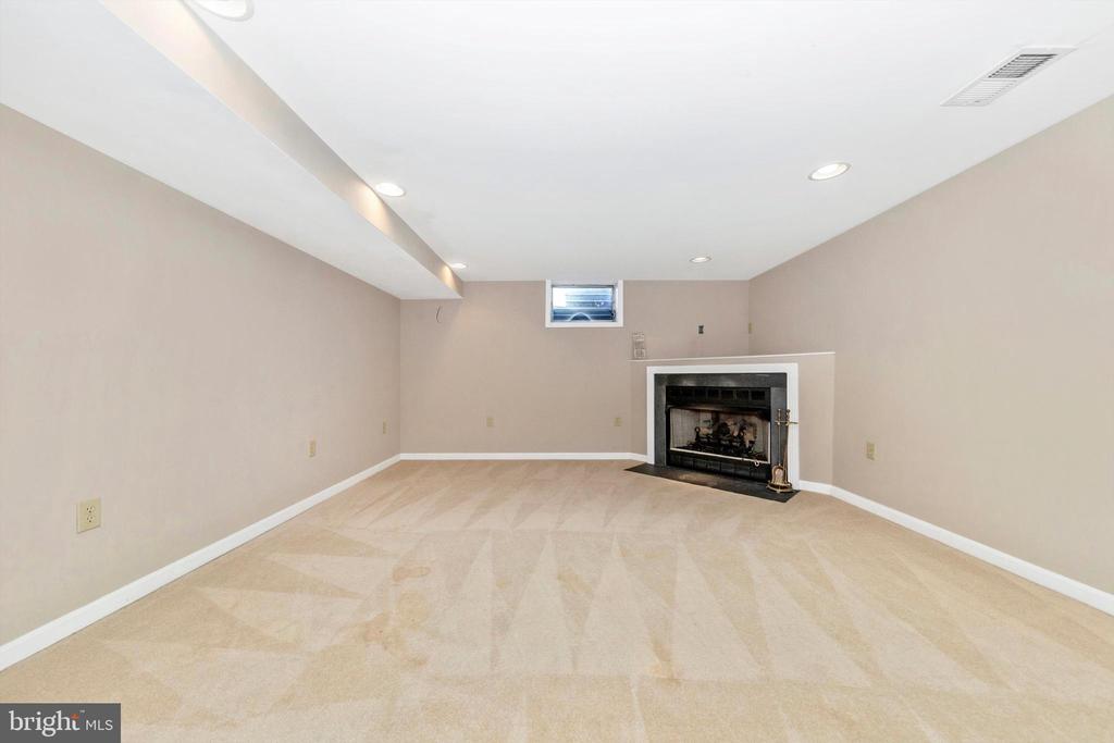 101 Fairview Ave