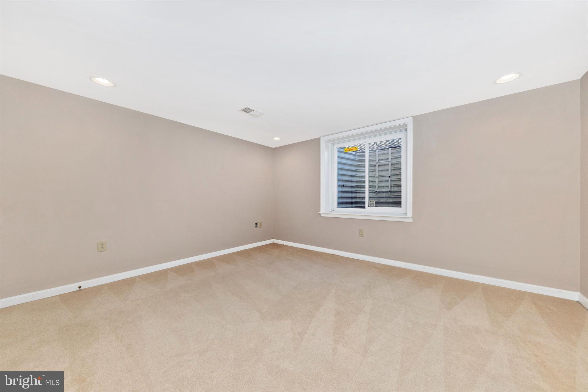101 Fairview Ave