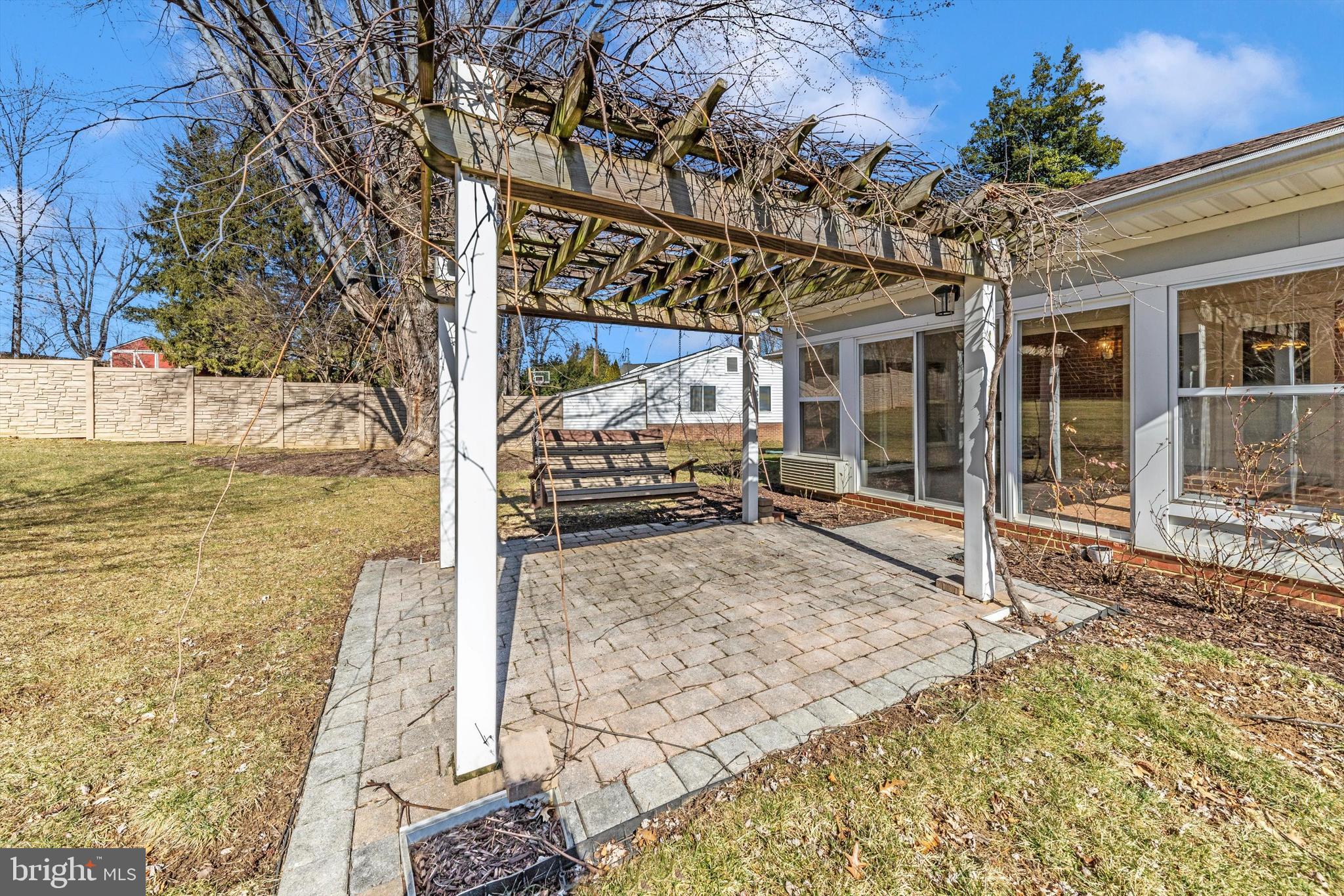 101 Fairview Ave