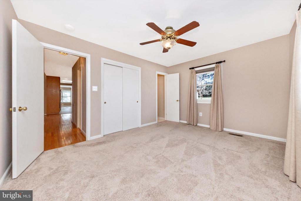101 Fairview Ave