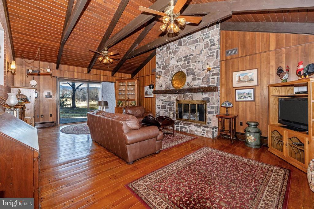 1117 Rocky Springs Rd