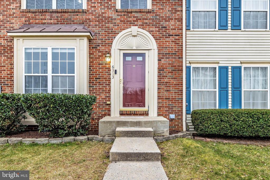 6313 Towncrest Ct