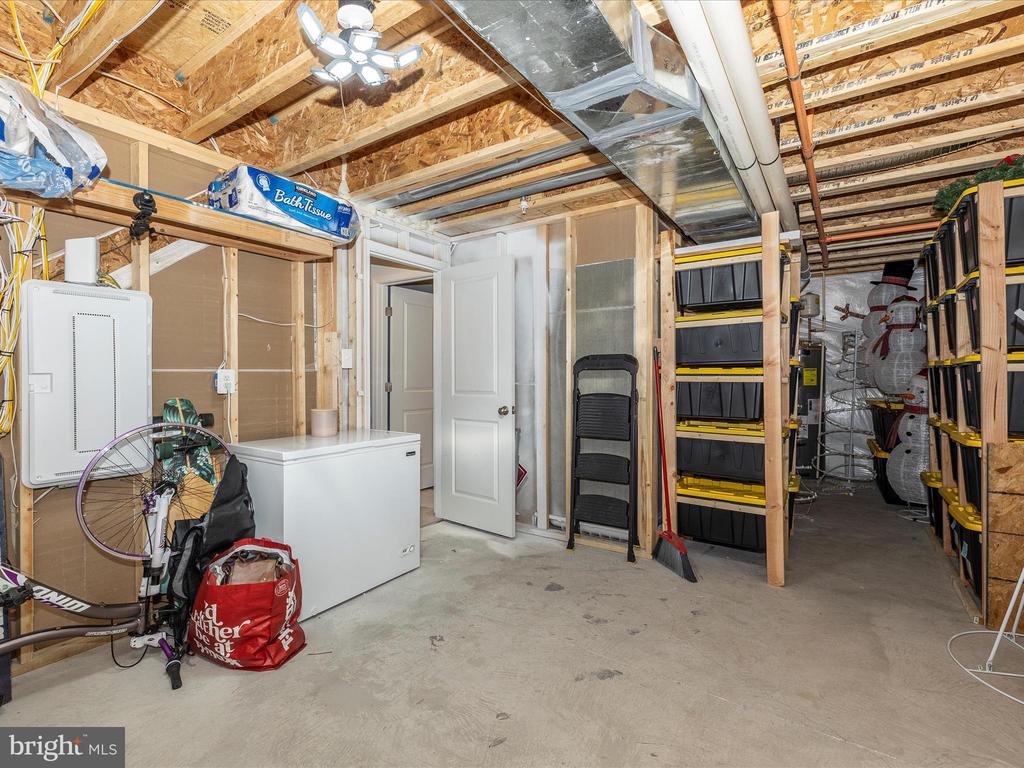 5816 Hawk Ridge Rd