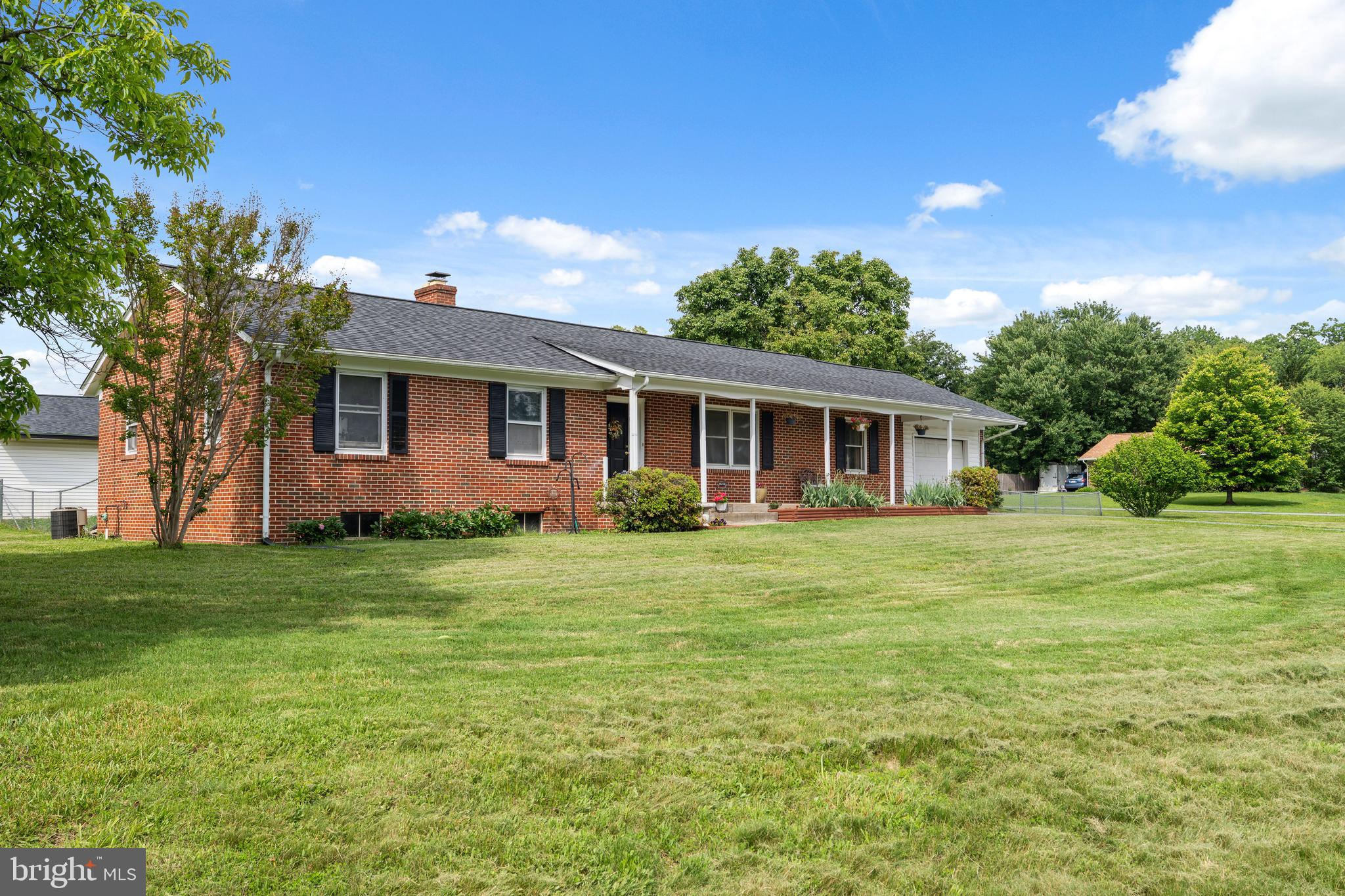 5598 Dover Ct