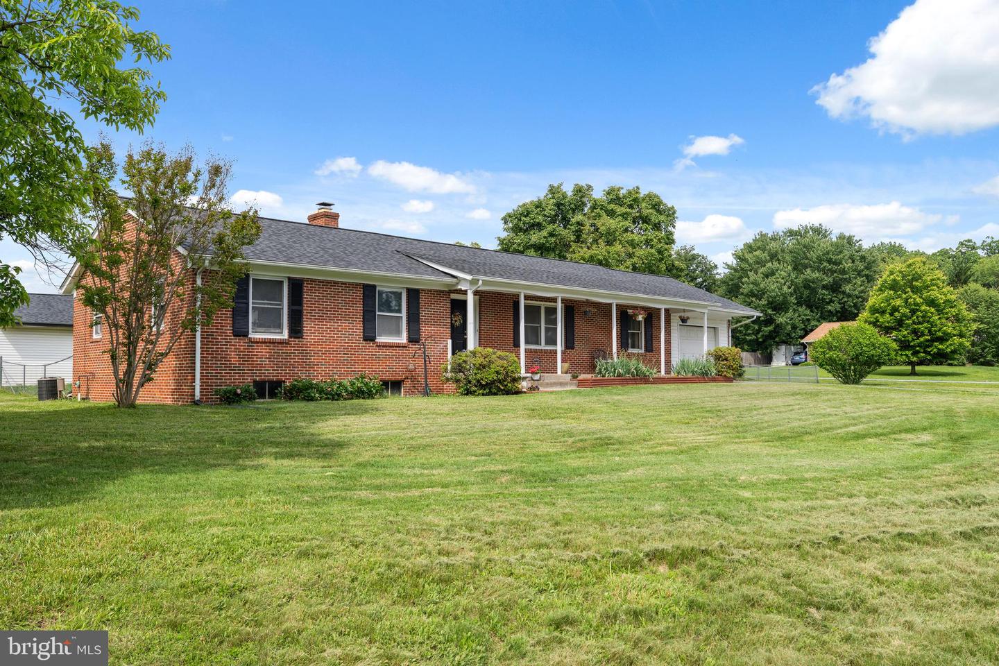 5598 Dover Ct