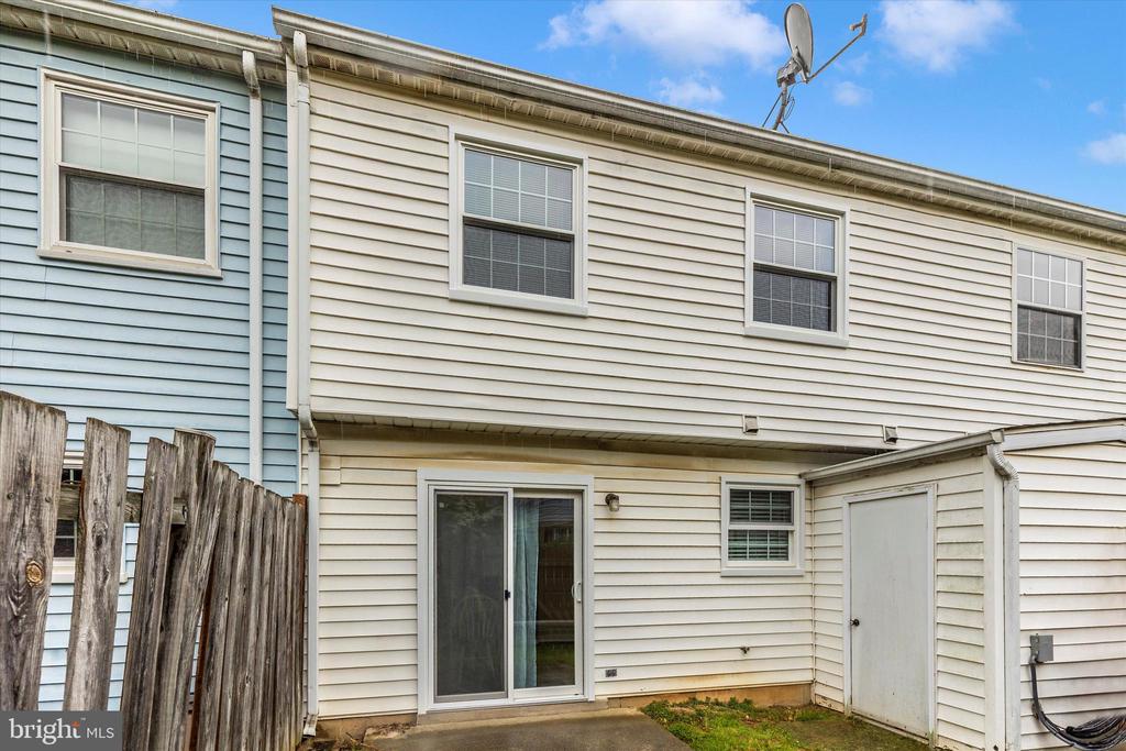 5844 Holly Hock Pl