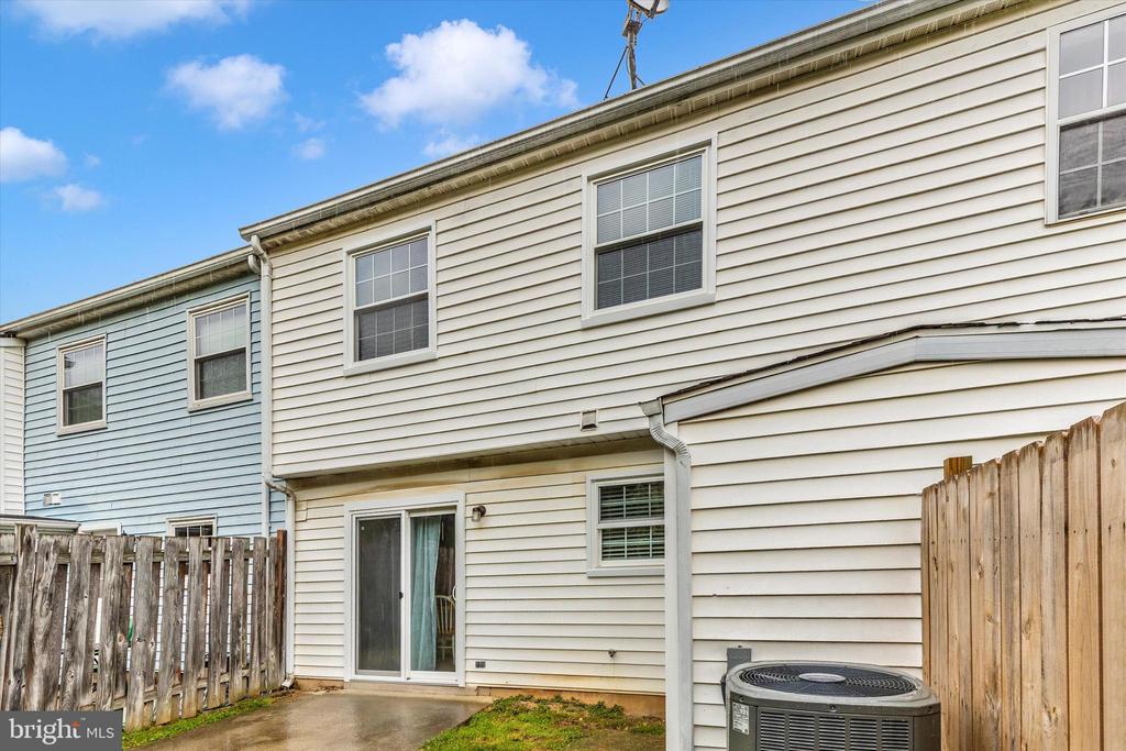 5844 Holly Hock Pl