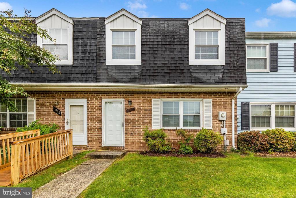 5844 Holly Hock Pl