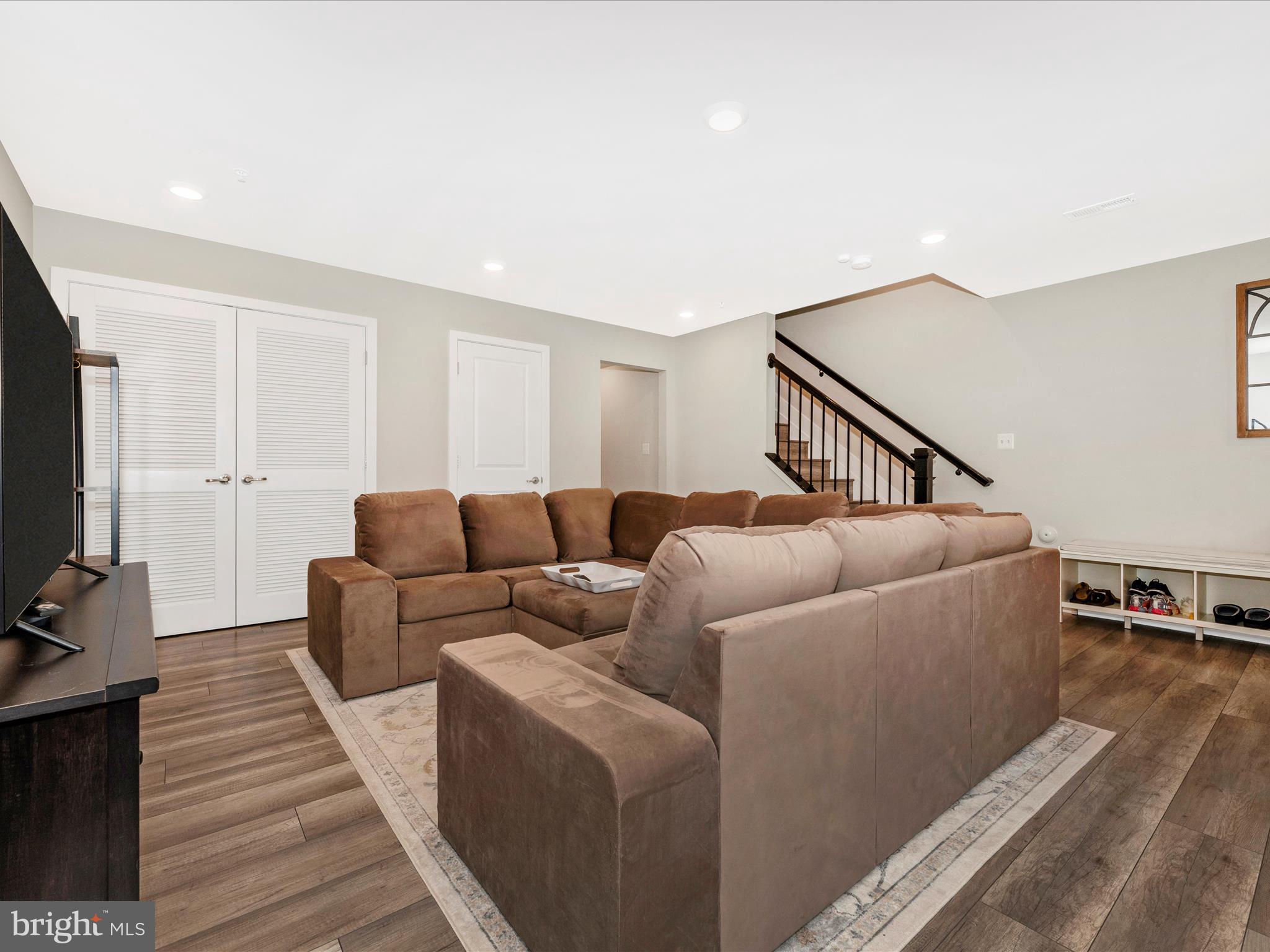 1426 Clingmans Dome Dr Dr