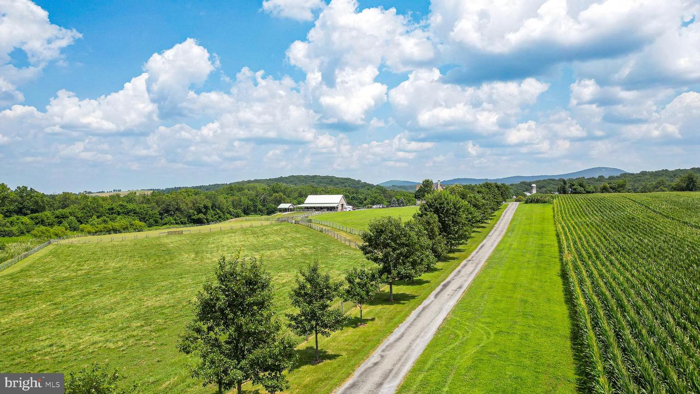 1347 Buckeystown Pike
