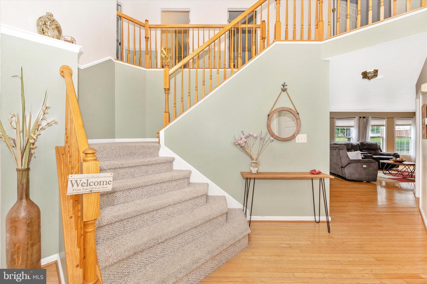 95 Burnside Ct