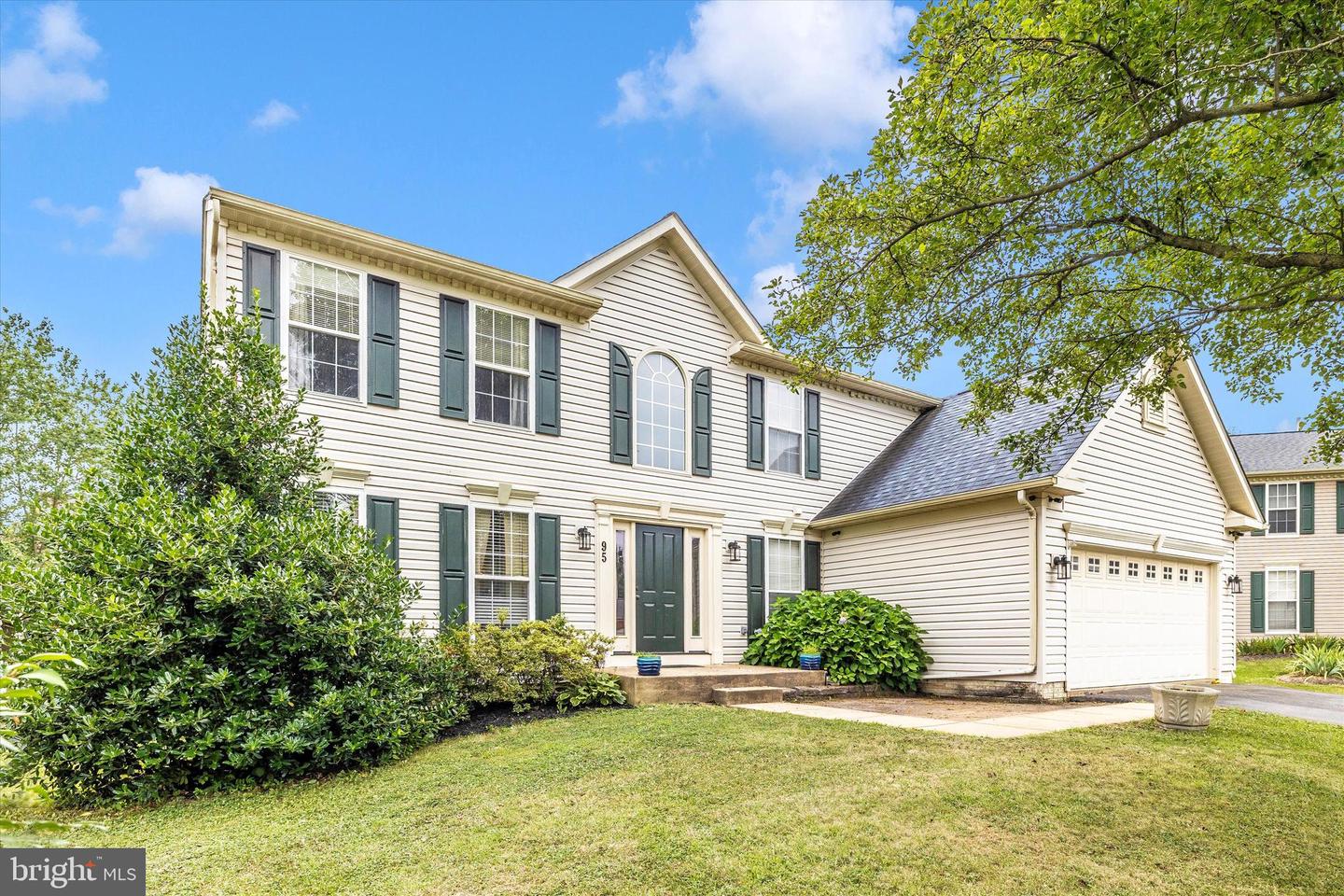 95 Burnside Ct